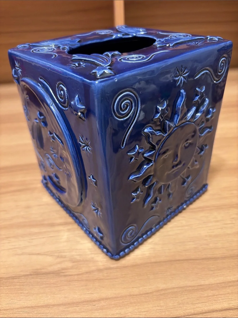 Decorative Blue Ceramic Sun & Moon Tissue Box Cover - celestial astrology 90’s - Picture 1 of 9